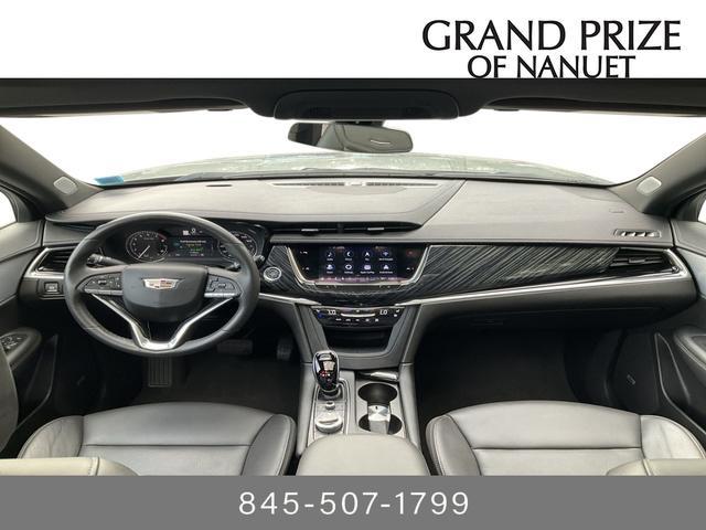 used 2023 Cadillac XT6 car, priced at $36,994