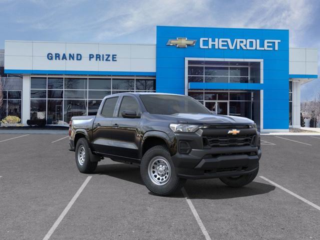 new 2024 Chevrolet Colorado car, priced at $38,045