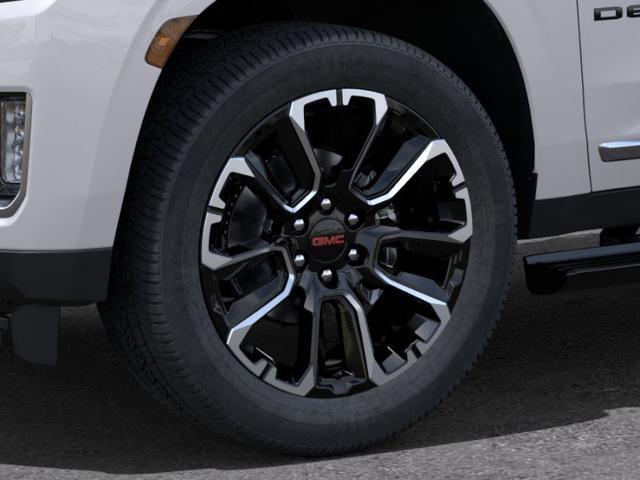 new 2024 GMC Yukon XL car, priced at $105,215