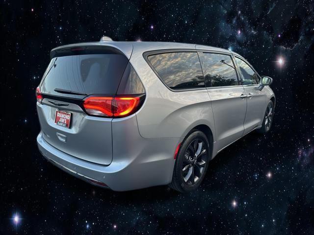 used 2019 Chrysler Pacifica car, priced at $15,997