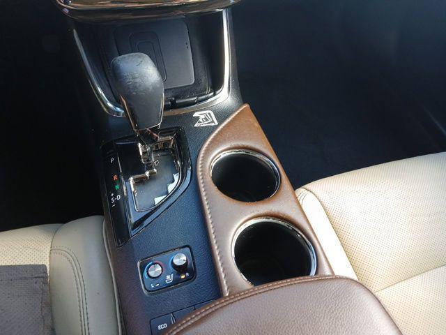 used 2014 Toyota Avalon car, priced at $12,997
