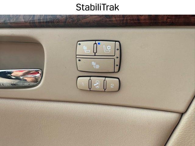used 2007 Cadillac DTS car, priced at $8,997