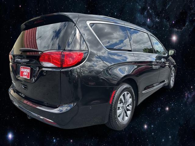 used 2020 Chrysler Pacifica car, priced at $20,000