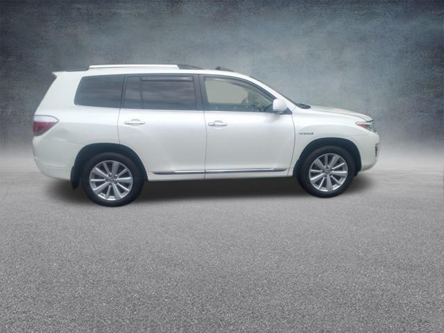 used 2012 Toyota Highlander Hybrid car, priced at $12,997
