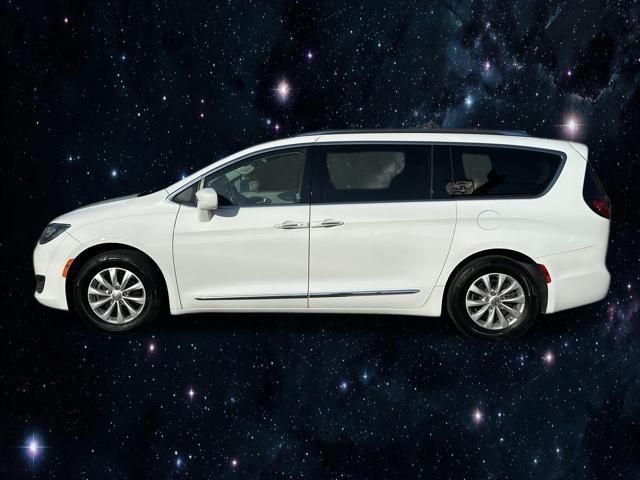 used 2019 Chrysler Pacifica car, priced at $10,997