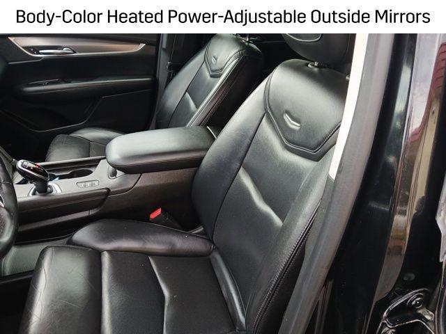 used 2017 Cadillac XT5 car, priced at $10,000