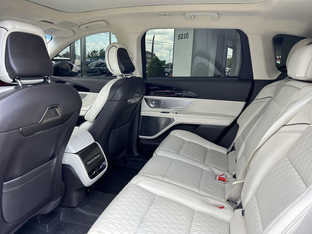 used 2024 Lincoln Nautilus car, priced at $59,417