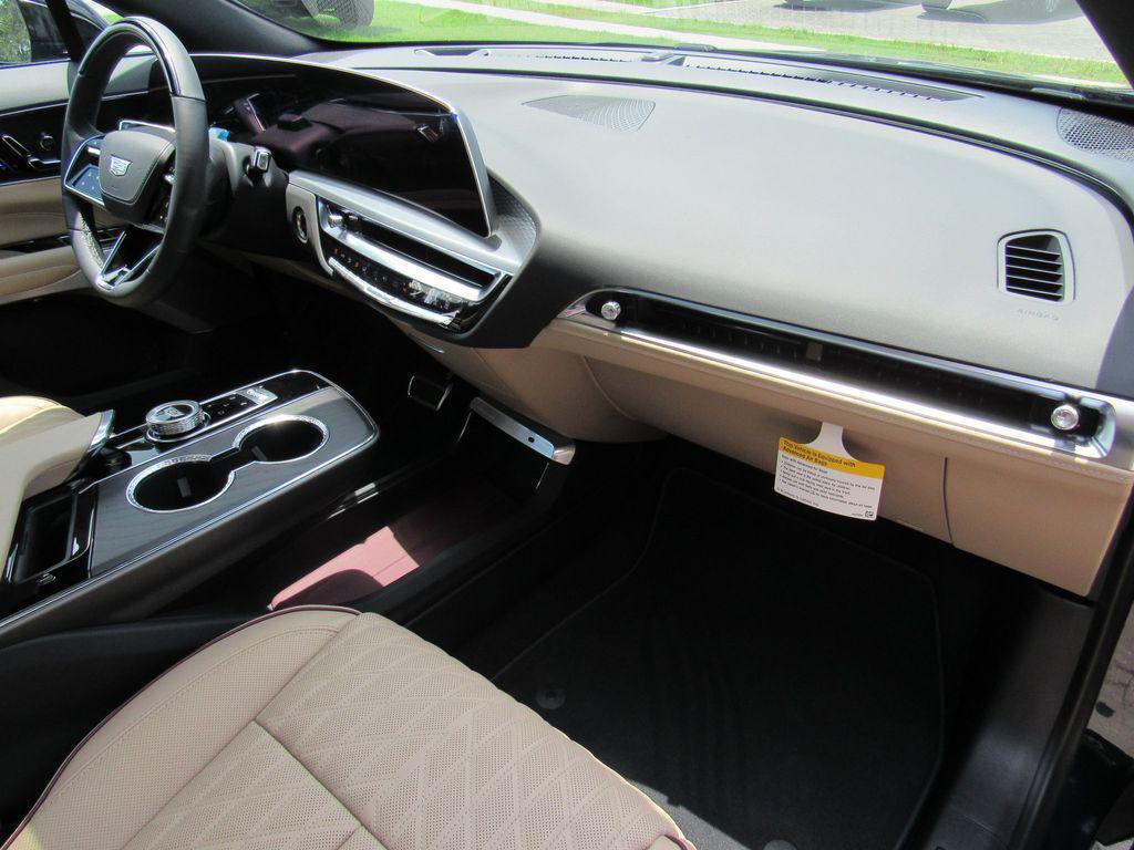 new 2025 Cadillac LYRIQ car, priced at $80,085