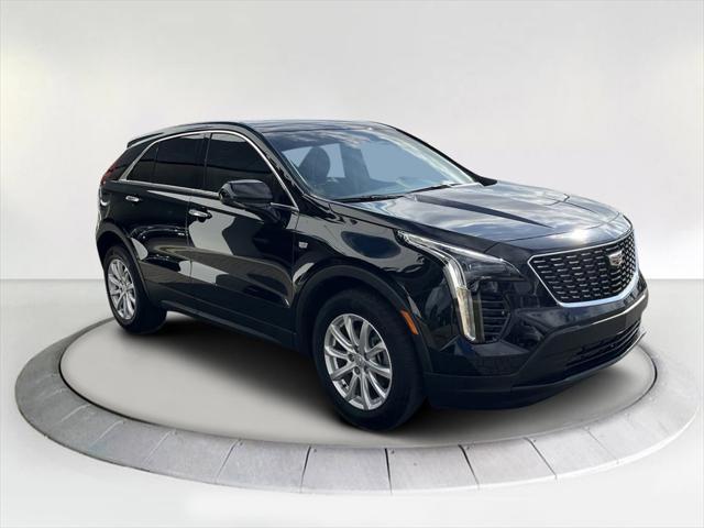 used 2022 Cadillac XT4 car, priced at $26,500