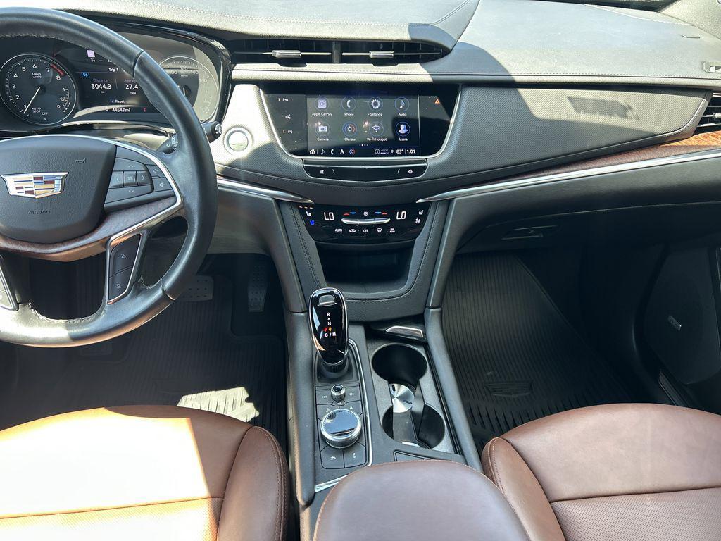 used 2024 Cadillac XT5 car, priced at $42,495