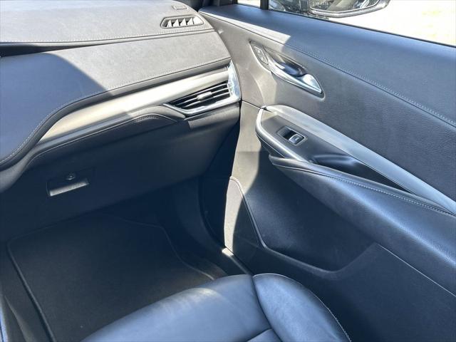 used 2021 Cadillac XT4 car, priced at $25,801