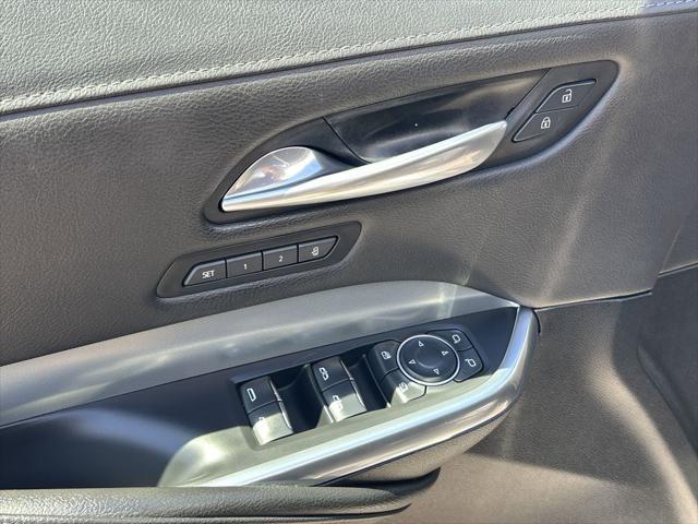 used 2021 Cadillac XT4 car, priced at $25,801