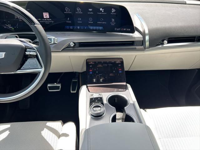 new 2026 Cadillac VISTIQ car, priced at $78,515