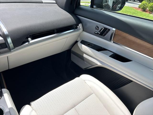 new 2026 Cadillac VISTIQ car, priced at $78,515