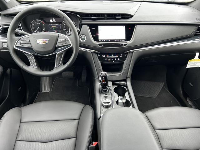 new 2025 Cadillac XT5 car, priced at $51,990