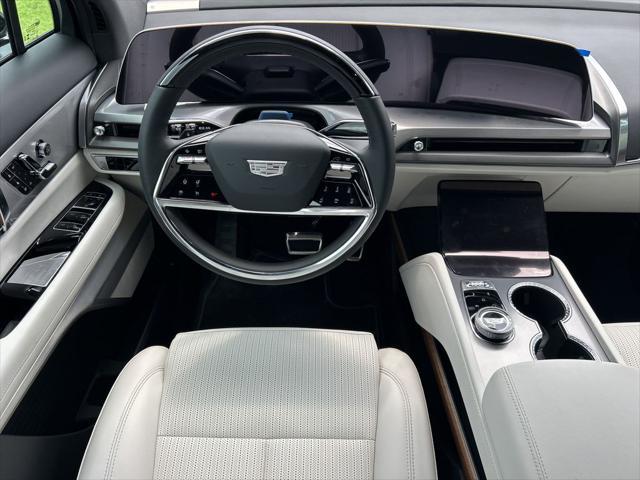 new 2026 Cadillac VISTIQ car, priced at $80,390