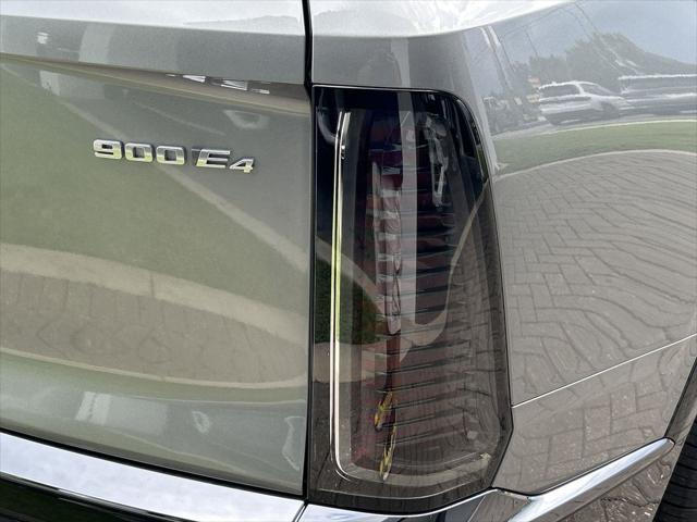 new 2026 Cadillac VISTIQ car, priced at $80,390