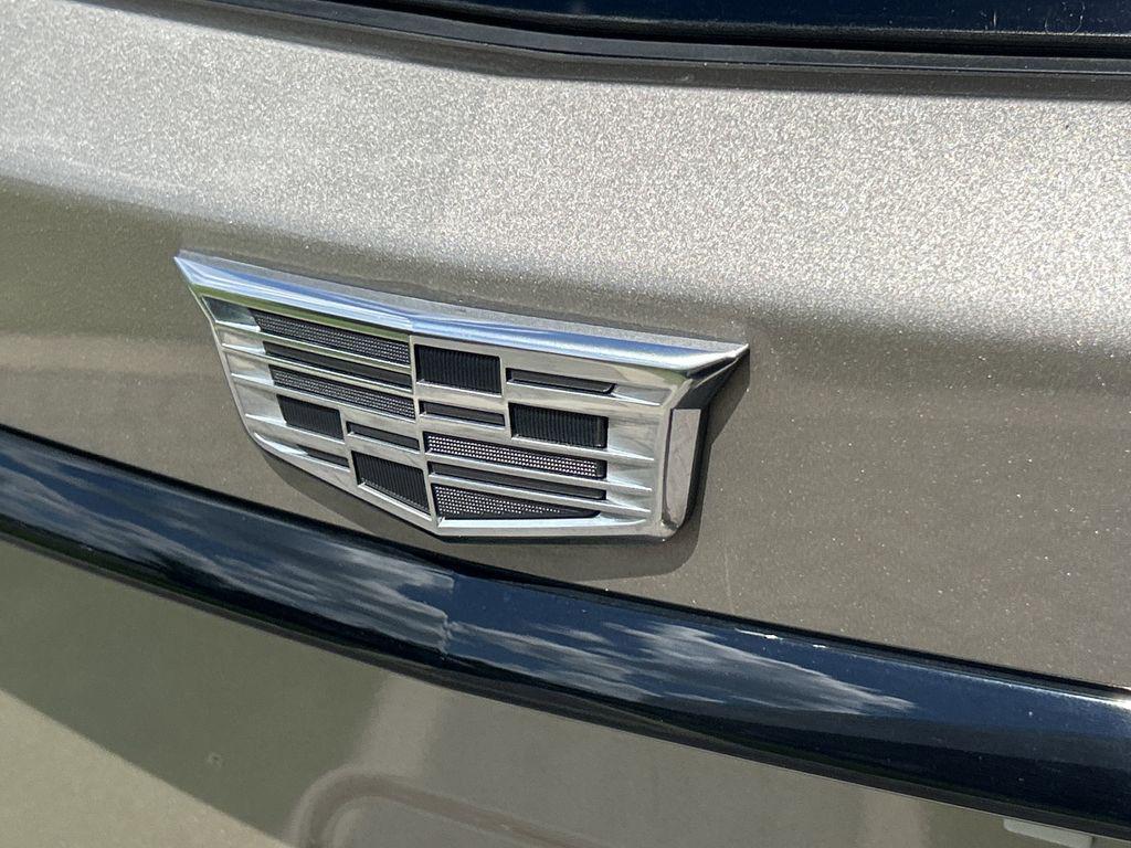 used 2023 Cadillac XT6 car, priced at $37,444