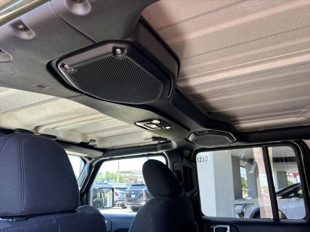 used 2022 Jeep Wrangler Unlimited car, priced at $27,777