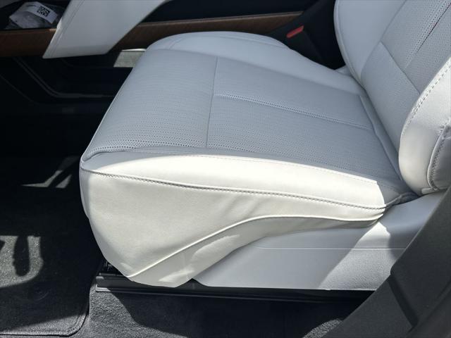 new 2026 Cadillac VISTIQ car, priced at $80,515