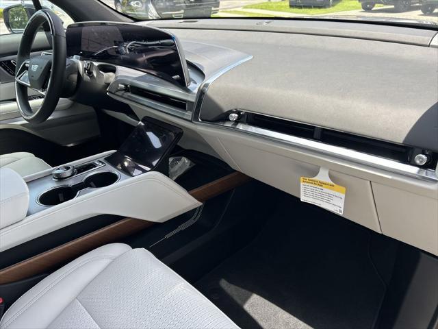 new 2026 Cadillac VISTIQ car, priced at $80,515