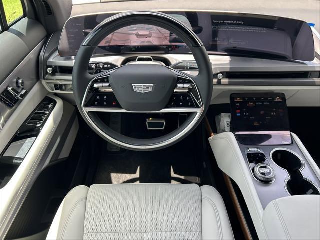 new 2026 Cadillac VISTIQ car, priced at $80,515