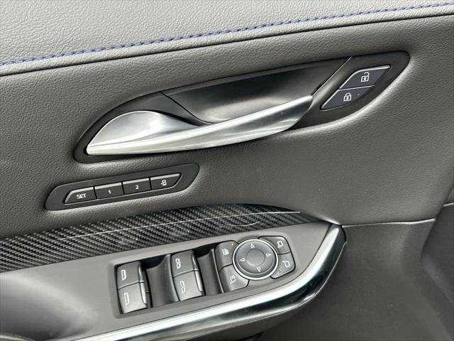 new 2025 Cadillac XT4 car, priced at $51,560