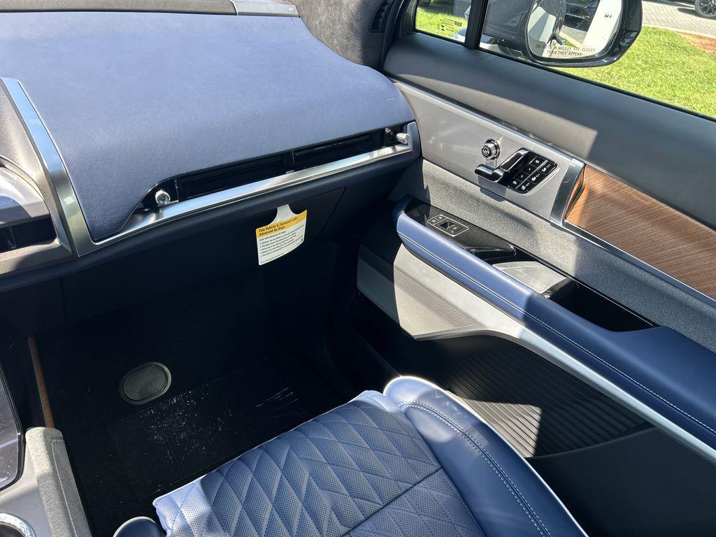 new 2026 Cadillac VISTIQ car, priced at $94,190