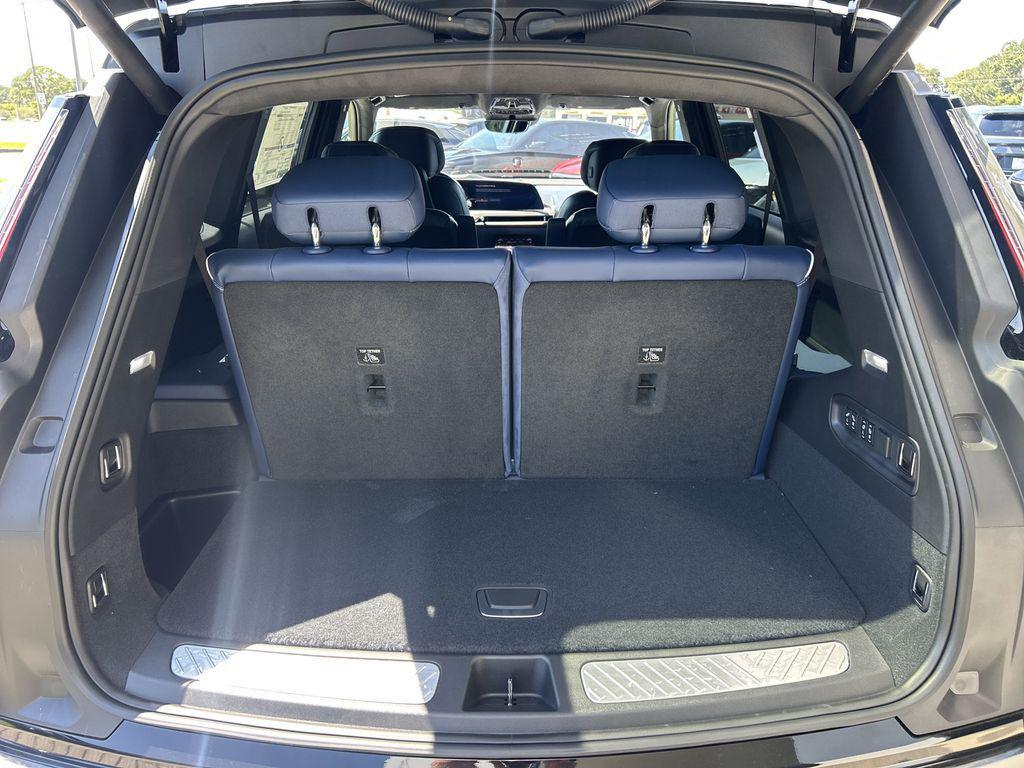 new 2026 Cadillac VISTIQ car, priced at $94,190