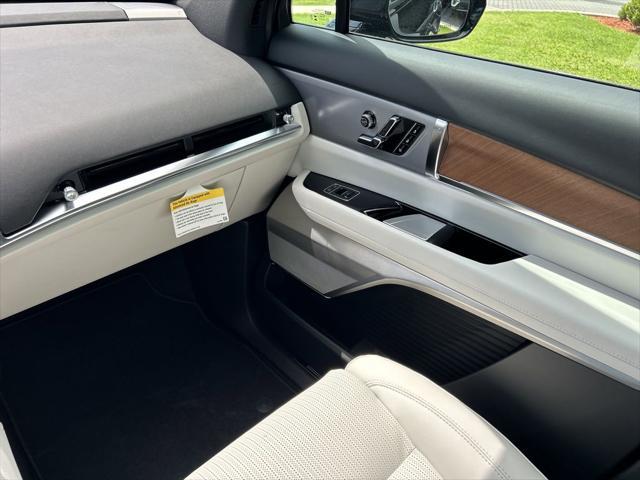 new 2026 Cadillac VISTIQ car, priced at $81,015