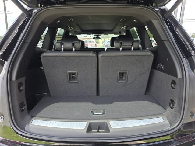 new 2025 Cadillac XT6 car, priced at $55,665