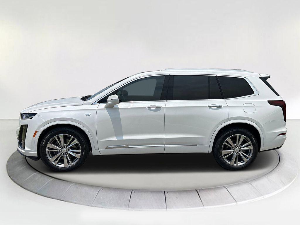 used 2023 Cadillac XT6 car, priced at $38,888