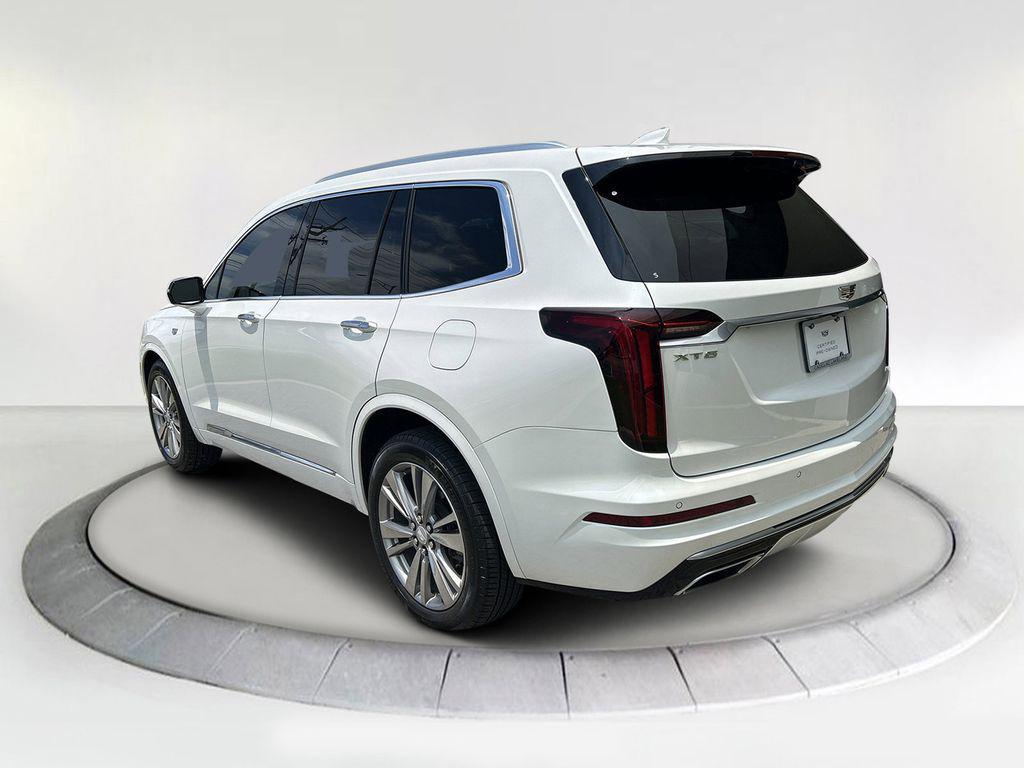 used 2023 Cadillac XT6 car, priced at $38,888