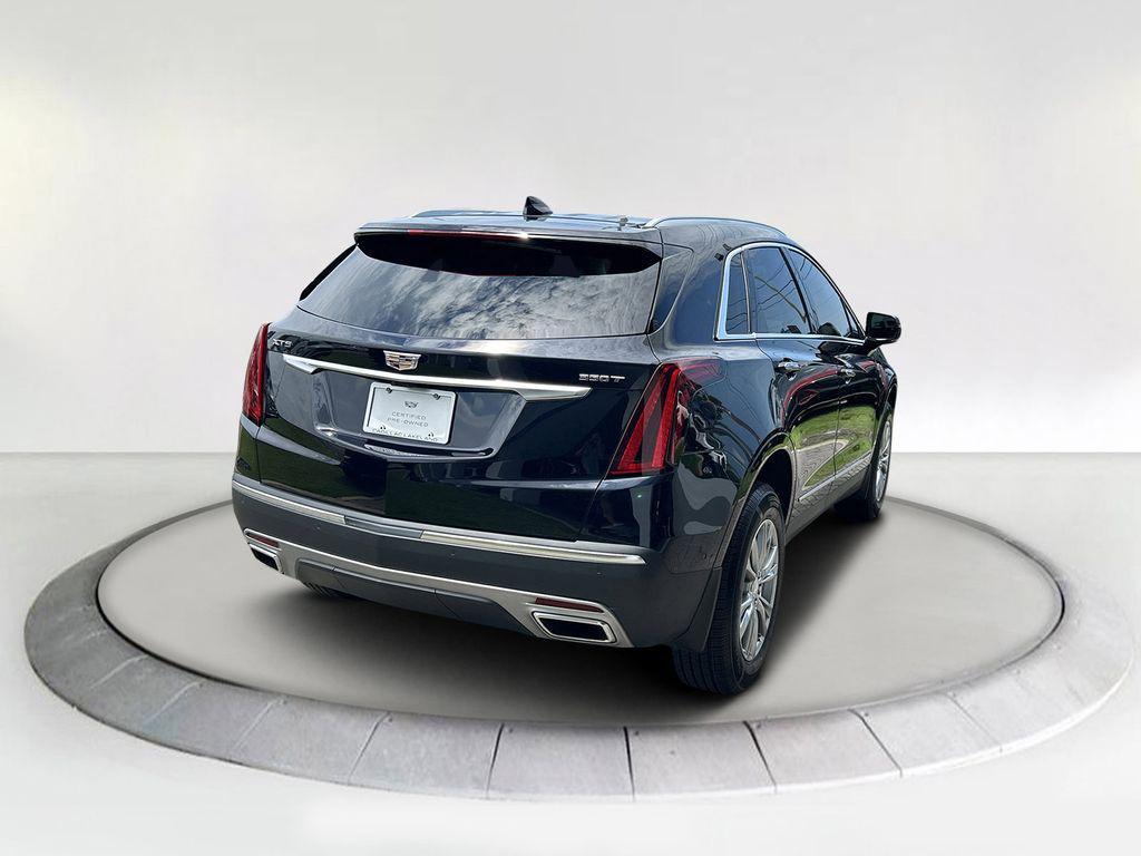 used 2022 Cadillac XT5 car, priced at $27,700