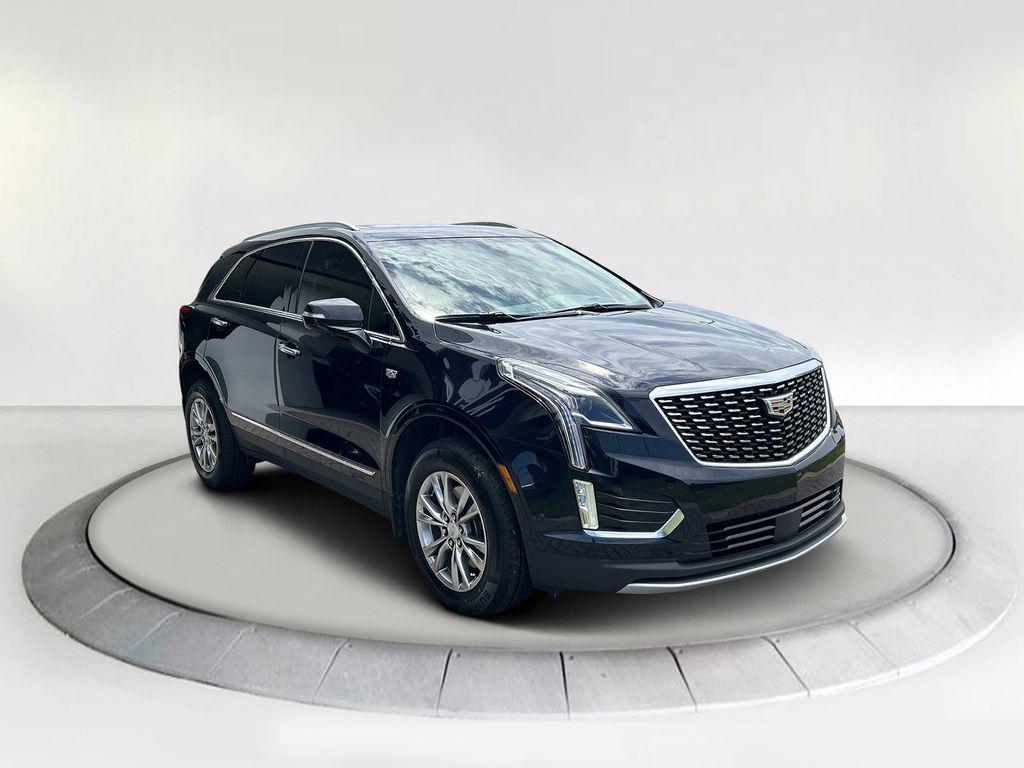 used 2022 Cadillac XT5 car, priced at $27,700