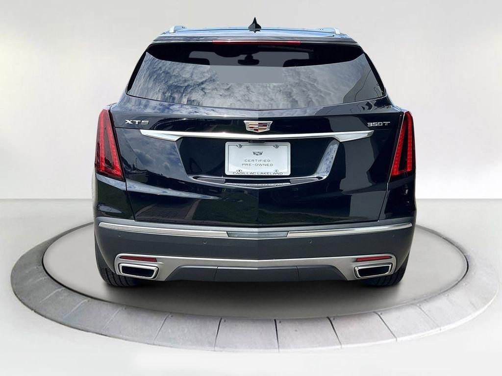 used 2022 Cadillac XT5 car, priced at $27,700
