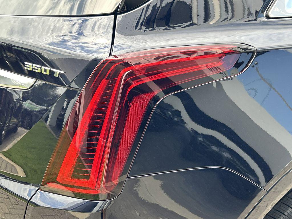 used 2022 Cadillac XT5 car, priced at $27,700