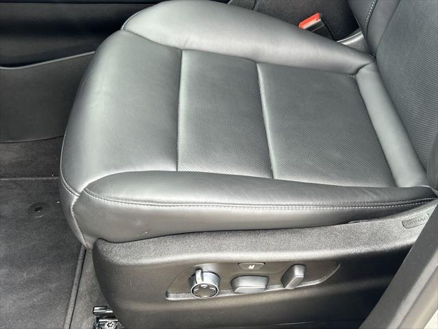 used 2023 Cadillac XT4 car, priced at $32,870