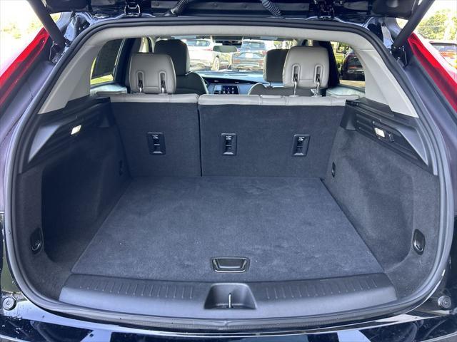 used 2023 Cadillac XT4 car, priced at $28,772