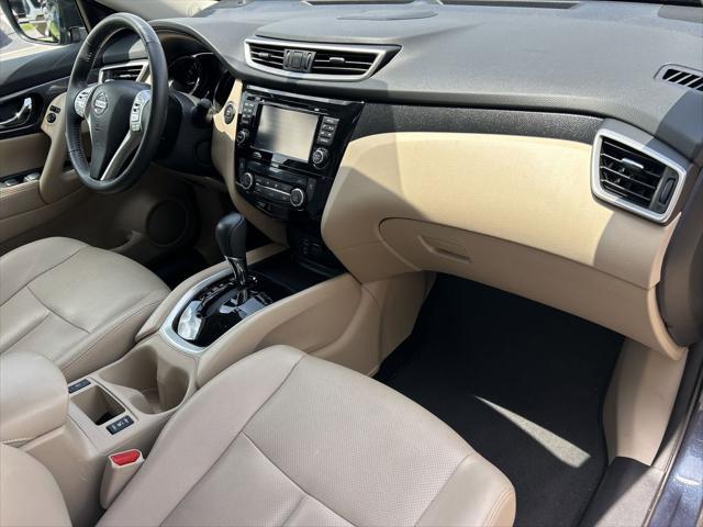 used 2016 Nissan Rogue car, priced at $15,391
