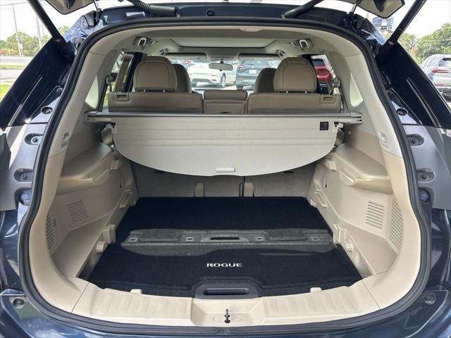 used 2016 Nissan Rogue car, priced at $15,391