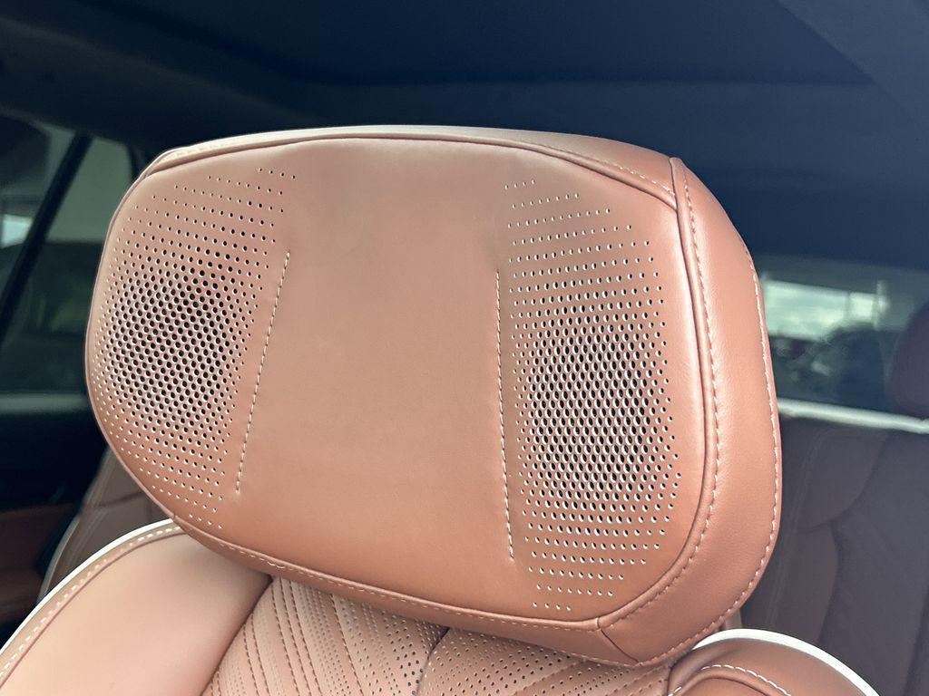 new 2026 Cadillac VISTIQ car, priced at $100,015