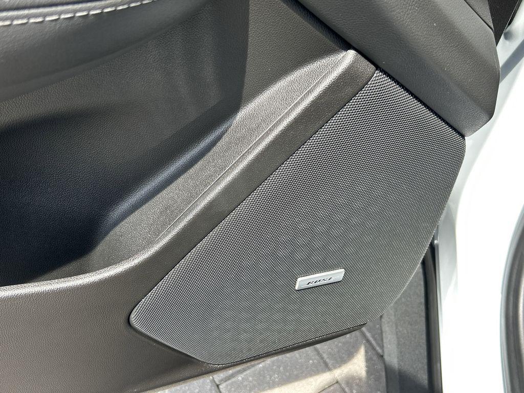 used 2025 Cadillac XT5 car, priced at $52,912