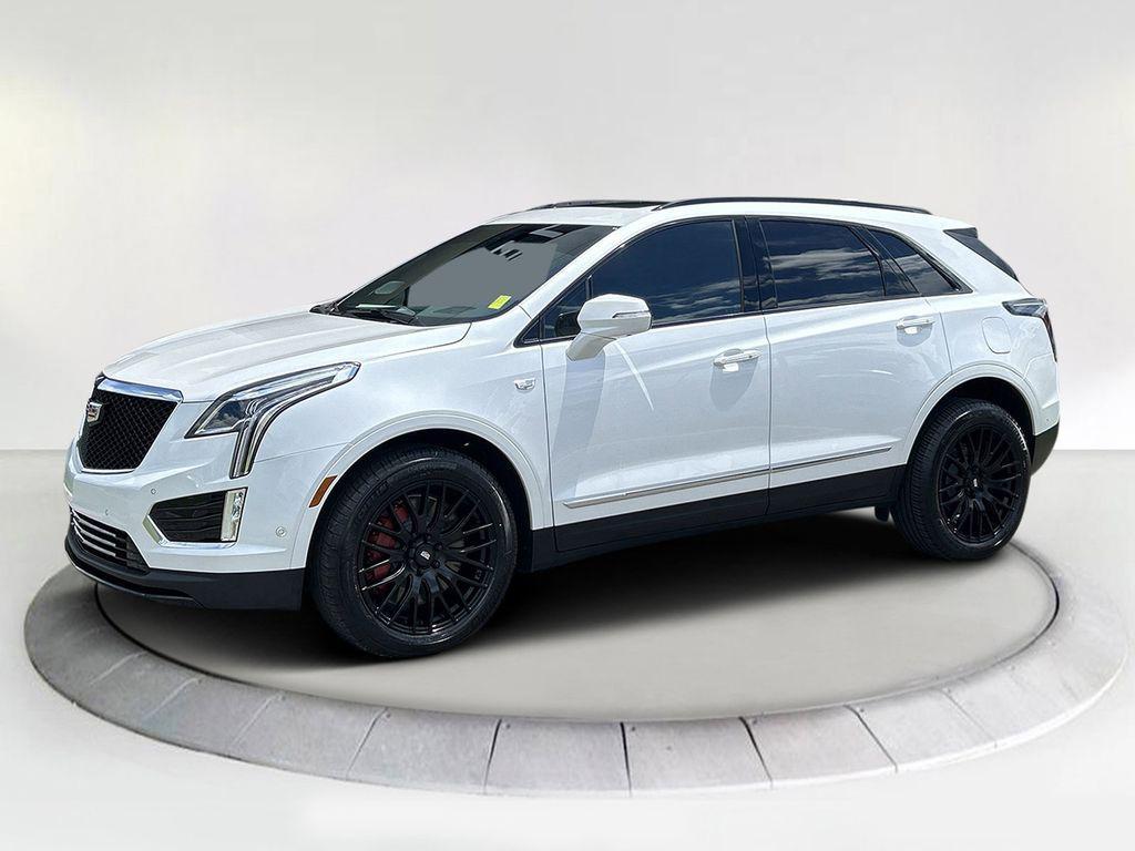 used 2025 Cadillac XT5 car, priced at $54,700