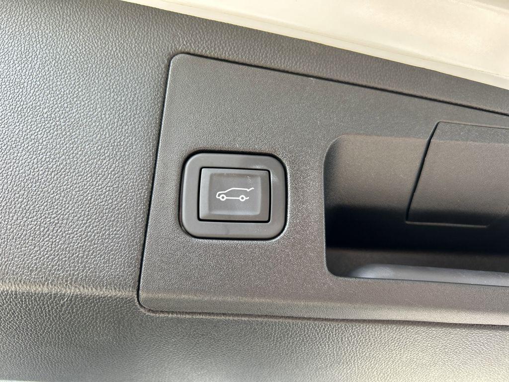 used 2025 Cadillac XT5 car, priced at $52,912