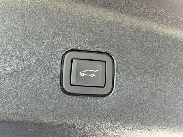 new 2026 Cadillac VISTIQ car, priced at $80,515