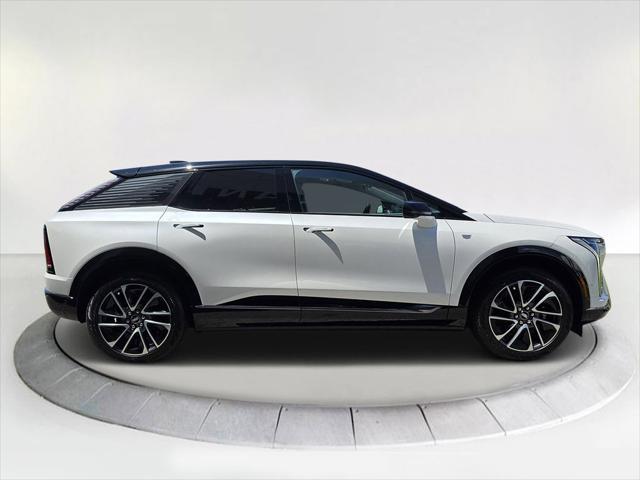 new 2025 Cadillac OPTIQ car, priced at $56,815