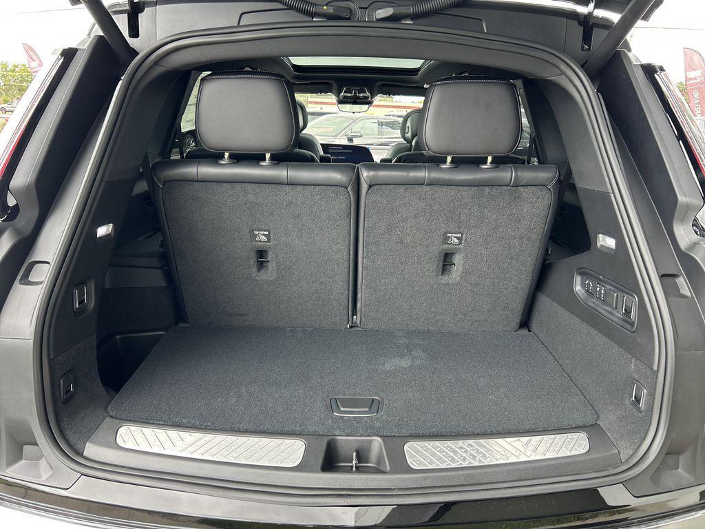 new 2026 Cadillac VISTIQ car, priced at $79,890