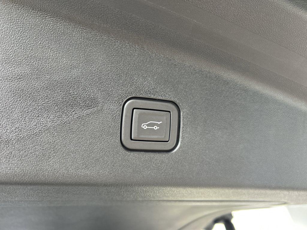 new 2026 Cadillac VISTIQ car, priced at $79,890