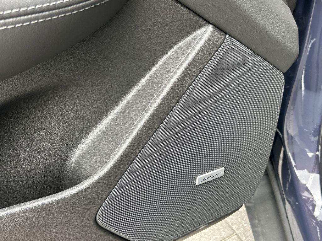 new 2025 Cadillac XT5 car, priced at $52,615